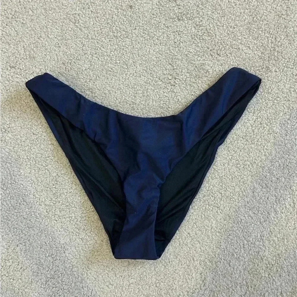 New with tags j crew dark navy blue Curved-waist cheeky bikini bottom - Picture 1 of 4